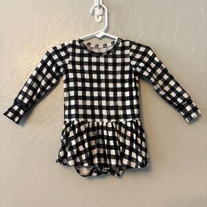 Gigi and Max Parker black and white checks long sleeve skirted bodysuit 12 month
